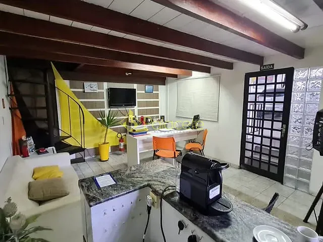 Comercial com 500m², à venda, no bairro Centro em Pindamonhangaba