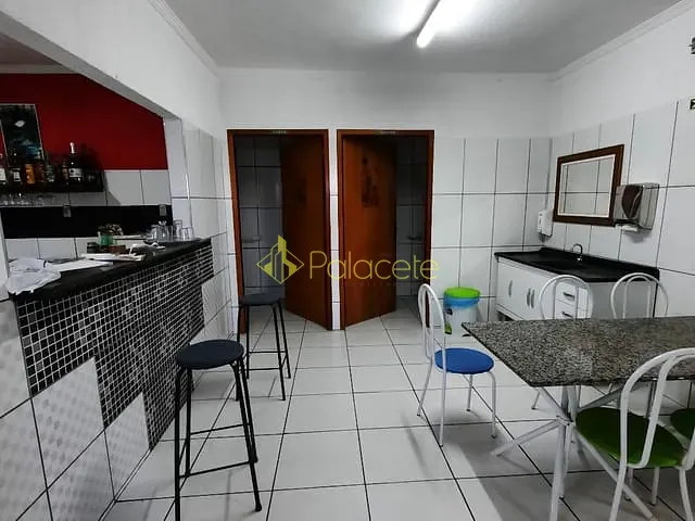Loja com 300m² 1 quarto e 5 banheiros, à venda, no bairro Cidade Nova em Pindamonhangaba