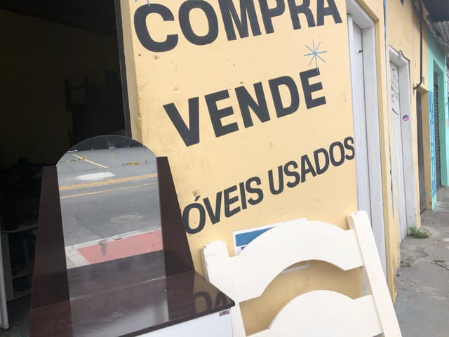 Prédio com 618m², à venda, no bairro Chácara Galega em Pindamonhangaba
