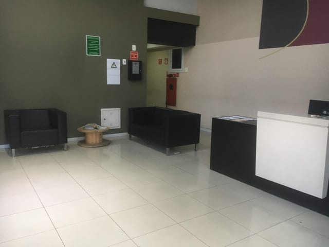 Sala com 38m², à venda, no bairro Centro em Pindamonhangaba