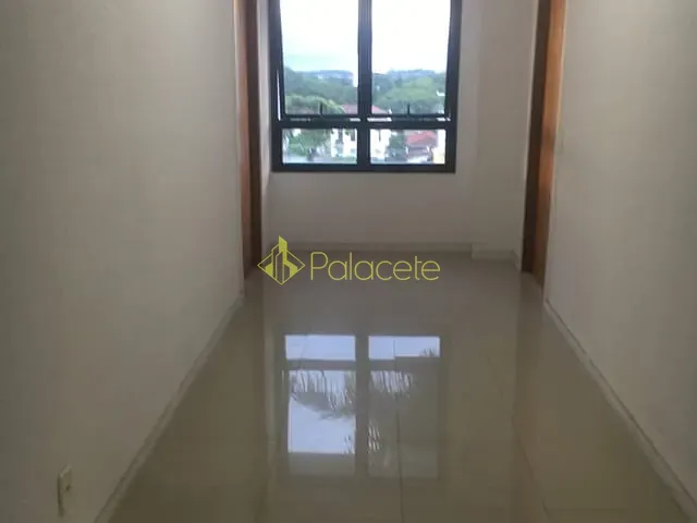 Sala com 38m², à venda, no bairro Centro em Pindamonhangaba