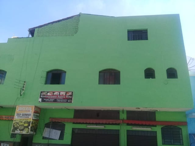 Comercial com 200m², à venda, no bairro Santa Rita em Aparecida