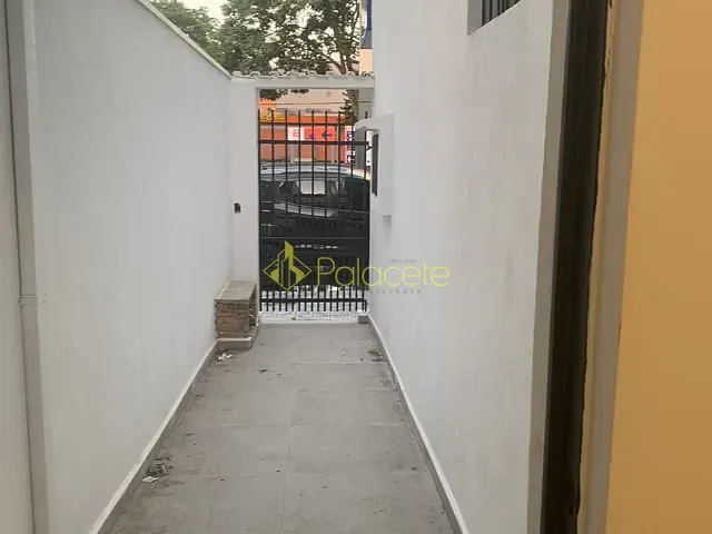 Ponto com 100m², para alugar, no bairro Centro em Pindamonhangaba