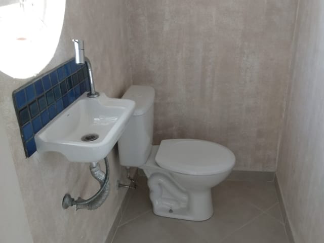 Sala com 60m², para alugar, no bairro Centro em Pindamonhangaba