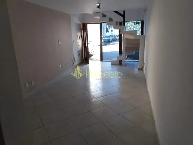 Sala com 60m², para alugar, no bairro Centro em Pindamonhangaba