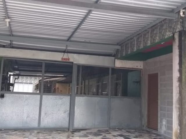 Comercial com 500m² 13 quartos e 10 banheiros, à venda, no bairro Jardim Santa Tereza em Taubaté