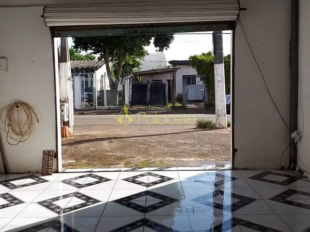 Comercial com 267m² 1 quarto e 1 banheiro, à venda, no bairro Chácaras Reunidas Brasil em Taubaté