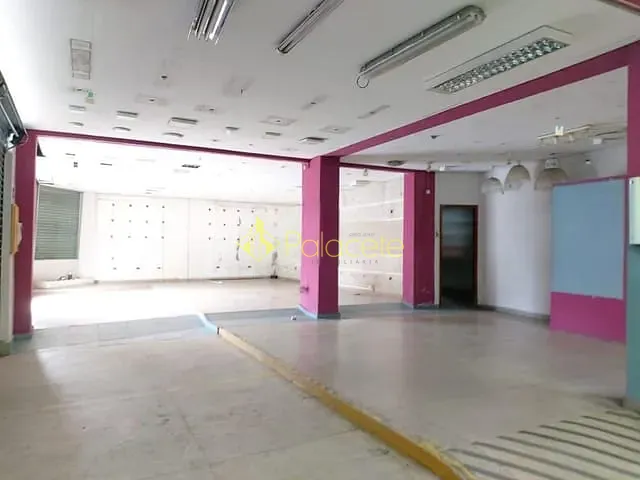 Loja com 478m², para alugar, no bairro Jardim Maria Augusta em Taubaté