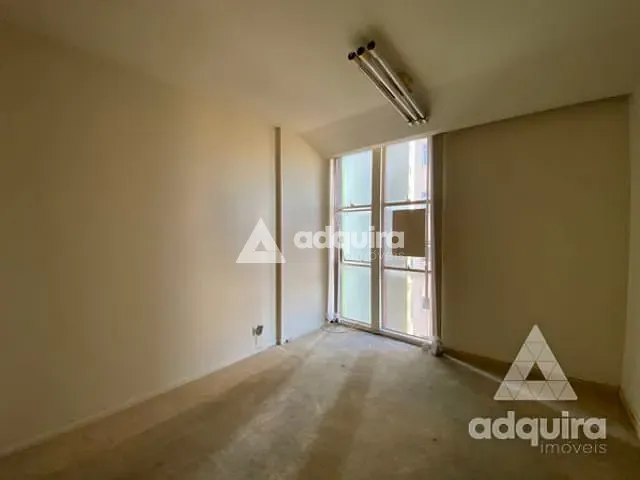 Sala à venda ou para alugar, no bairro Centro em Ponta Grossa