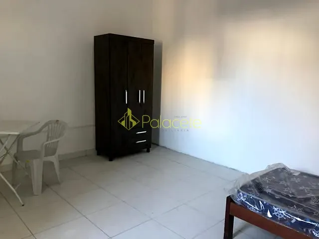Sala com 90m², para alugar, no bairro Centro em Pindamonhangaba