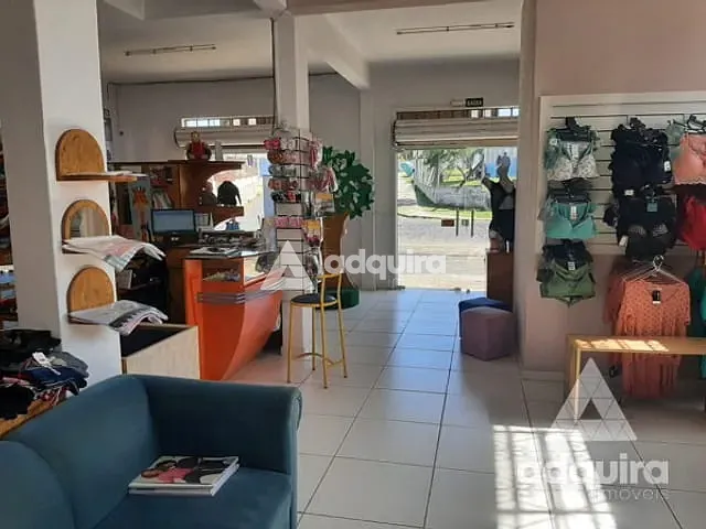 Casa com 300m² 3 quartos e 3 banheiros, à venda, no bairro Jardim Carvalho em Ponta Grossa