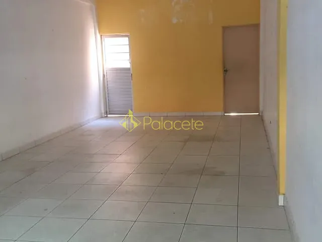 Ponto com 60m², para alugar, no bairro Centro em Pindamonhangaba