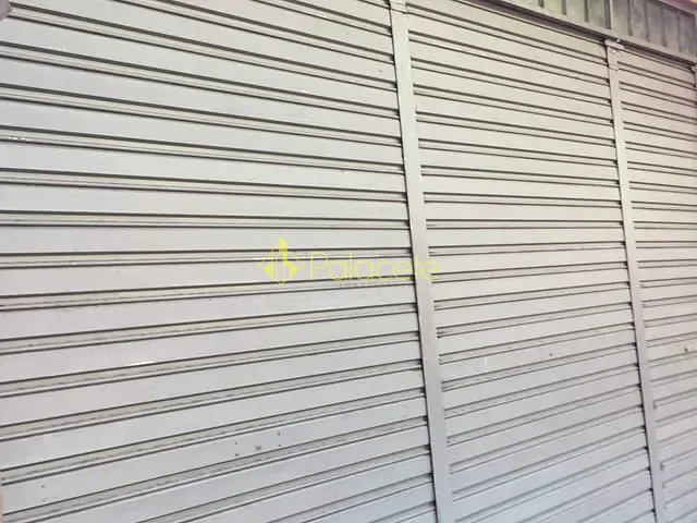 Ponto com 60m², para alugar, no bairro Centro em Pindamonhangaba