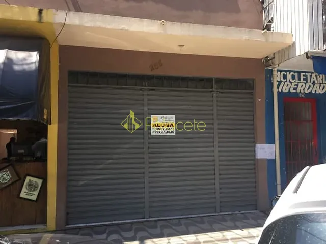 Ponto com 60m², para alugar, no bairro Centro em Pindamonhangaba