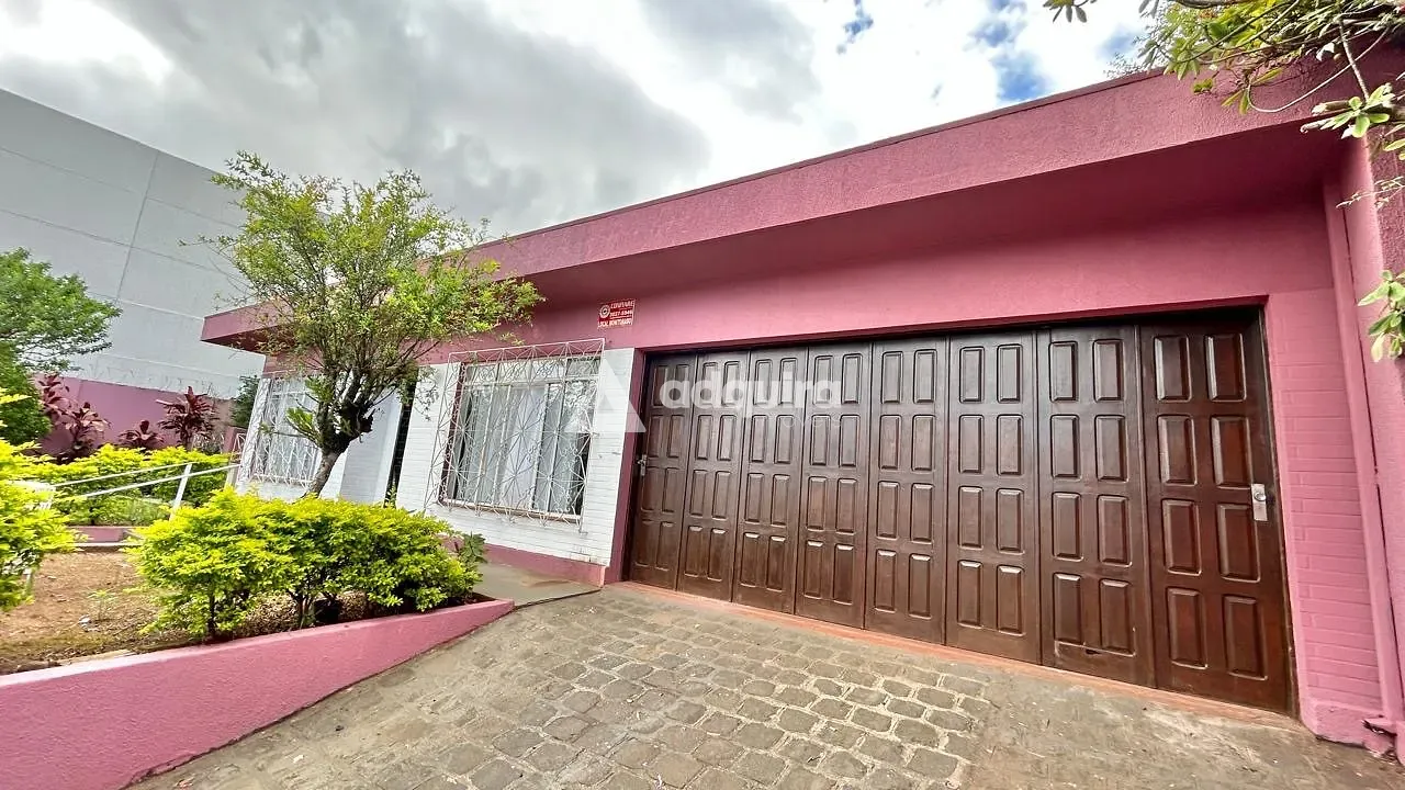 Casa, 3 quartos, 220 m² - Foto 1