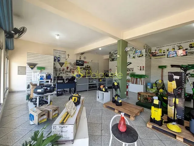 Prédio com 220m², à venda ou para alugar, no bairro Chácara Galega em Pindamonhangaba