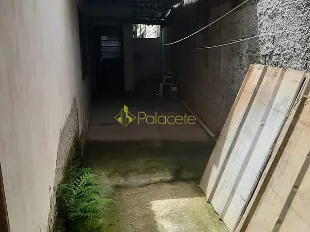 Comercial com 373m² 3 quartos e 2 banheiros, à venda, no bairro Santa Rita em Aparecida