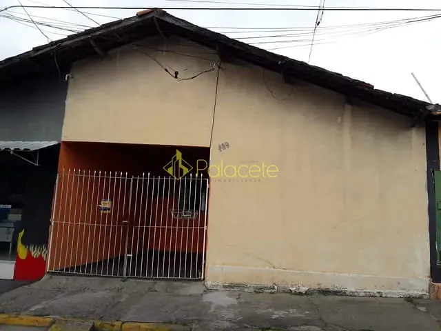 Comercial com 900m², à venda, no bairro Chácara Galega em Pindamonhangaba