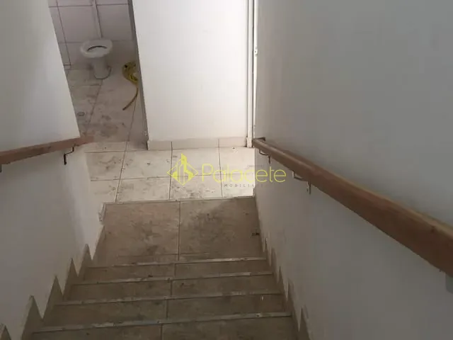 Sala para alugar, no bairro Centro em Pindamonhangaba