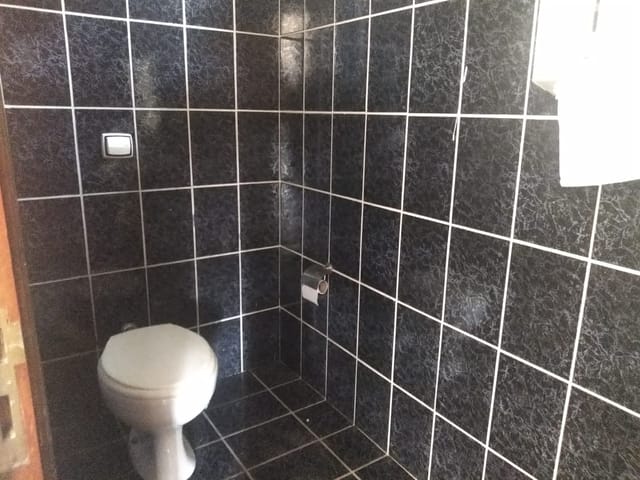 Comercial com 70m², para alugar, no bairro Residencial Mombaça em Pindamonhangaba