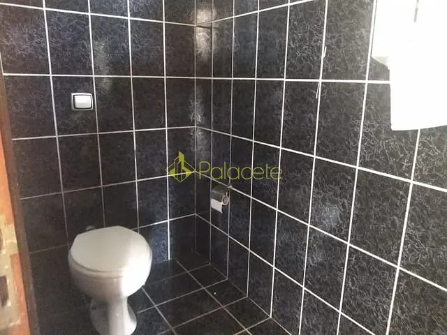 Comercial com 70m², para alugar, no bairro Residencial Mombaça em Pindamonhangaba