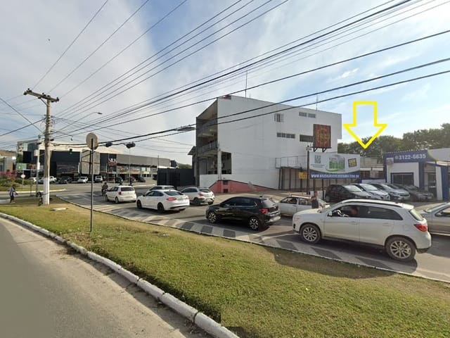 Galpão / Barracão com 1500m² 2 quartos e 2 banheiros, para alugar, no bairro Campo do Galvão em Guaratinguetá
