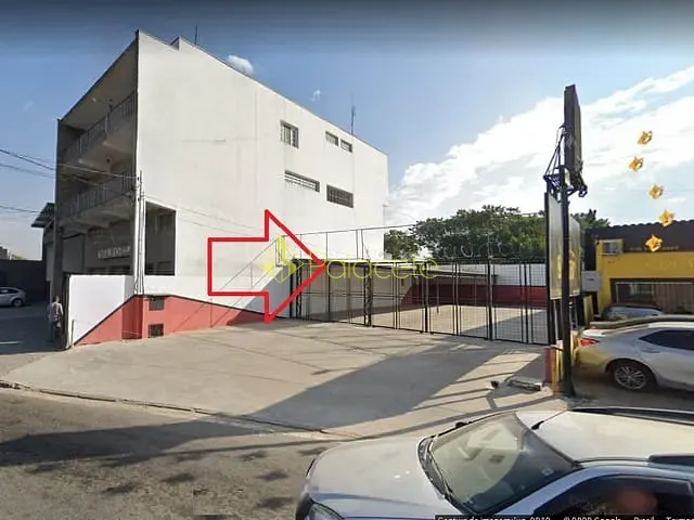 Galpão / Barracão com 1500m² 2 quartos e 2 banheiros, para alugar, no bairro Campo do Galvão em Guaratinguetá