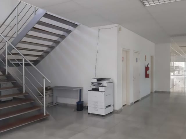Galpão / Barracão com 98729m², para alugar, no bairro Moreira César em Pindamonhangaba