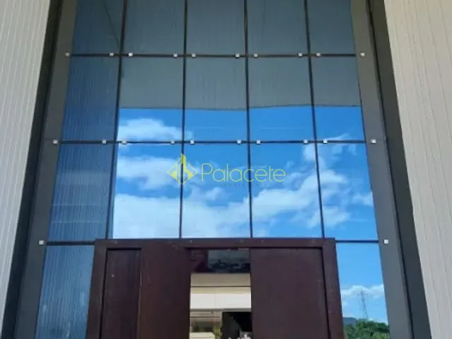 Galpão / Barracão com 98729m², para alugar, no bairro Moreira César em Pindamonhangaba