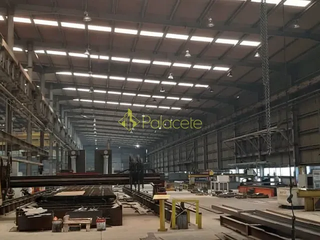 Galpão / Barracão com 98729m², para alugar, no bairro Moreira César em Pindamonhangaba