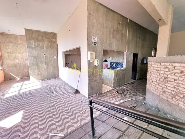 Loja com 620m², para alugar, no bairro Santana em Pindamonhangaba