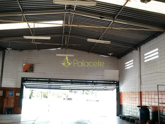 Loja com 386m², à venda, no bairro Loteamento Jardim Imperial em Pindamonhangaba