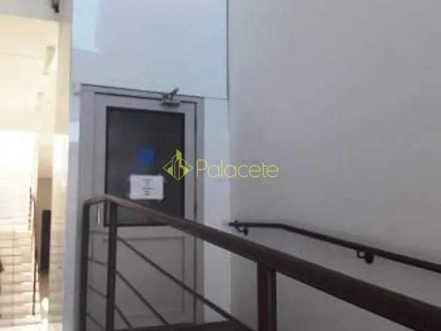 Sala para alugar, no bairro Centro em Pindamonhangaba