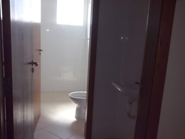 Sala para alugar, no bairro Centro em Pindamonhangaba