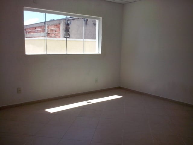 Sala para alugar, no bairro Centro em Pindamonhangaba