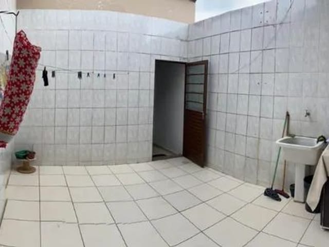 Comercial à venda, no bairro Parque Senhor do Bonfim em Taubaté