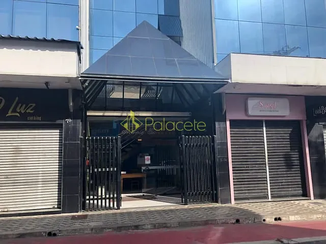 Sala com 40m², à venda, no bairro Centro em Pindamonhangaba