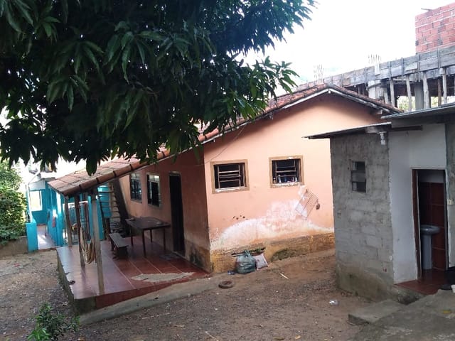 Prédio com 708m², à venda, no bairro Itaguaçú em Aparecida