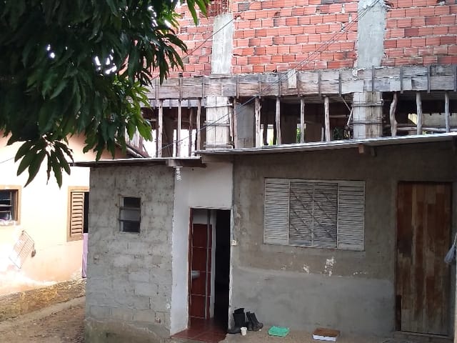 Prédio com 708m², à venda, no bairro Itaguaçú em Aparecida
