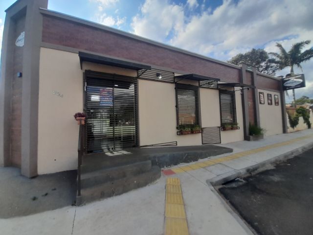 Foto do Casa - Loja Comercial para Locação 5 Vagas, 65M², Uvaranas, Ponta Grossa - PR | Adquira Imóveis