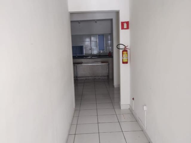 Comercial para alugar, no bairro Jardim Santa Clara em Taubaté