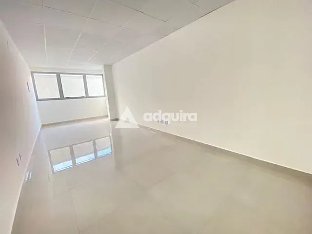 Loja com 24m², para alugar, no bairro Nova Rússia em Ponta Grossa