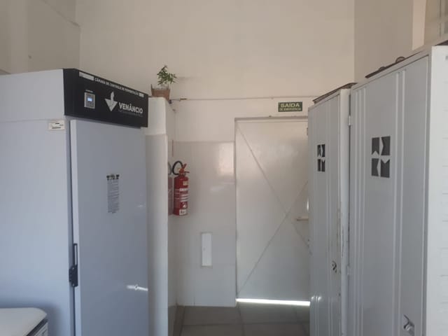 Prédio com 248m² 3 quartos e 1 banheiro, à venda, no bairro Laerte Assunção em Pindamonhangaba