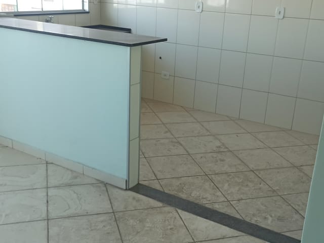 Prédio com 1400m², à venda, no bairro Centro em Taubaté