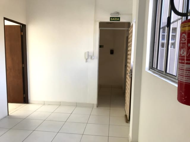Sala para alugar, no bairro Centro em Pindamonhangaba