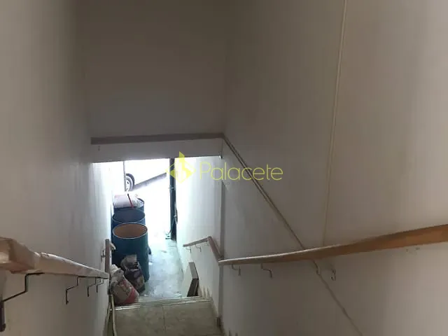 Sala para alugar, no bairro Centro em Pindamonhangaba