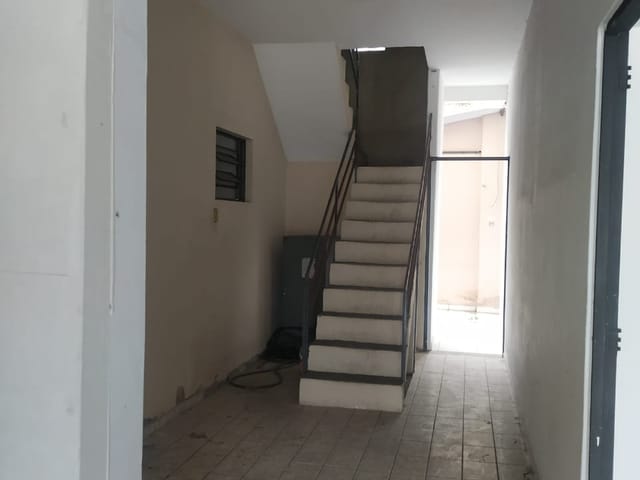 Prédio com 1505m², para alugar, no bairro São Benedito em Pindamonhangaba