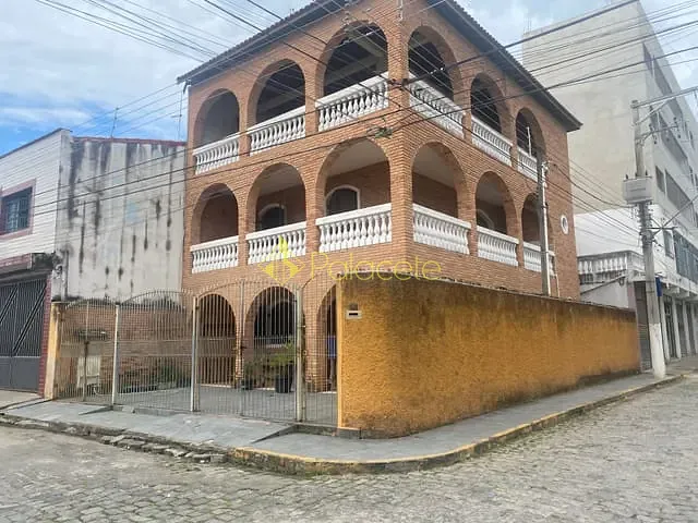 Comercial com 200m² 3 quartos e 3 banheiros, à venda, no bairro Ponte Alta em Aparecida