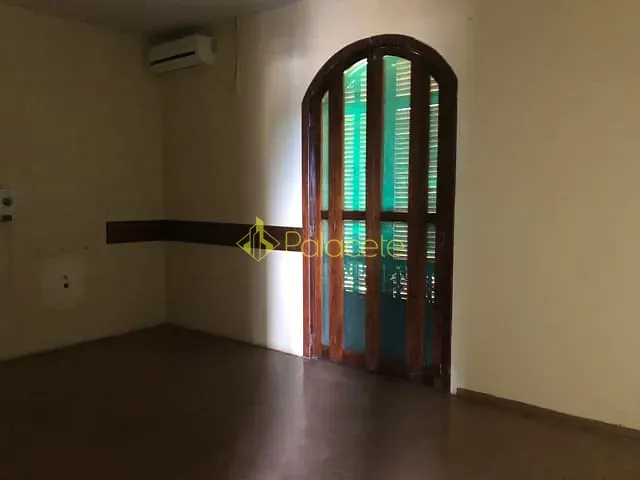 Comercial com 786m² 4 quartos e 4 banheiros, à venda, no bairro Jardim Boa Vista em Pindamonhangaba