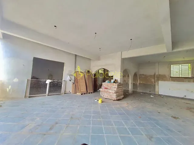 Prédio com 865m², à venda, no bairro Areao em Taubaté